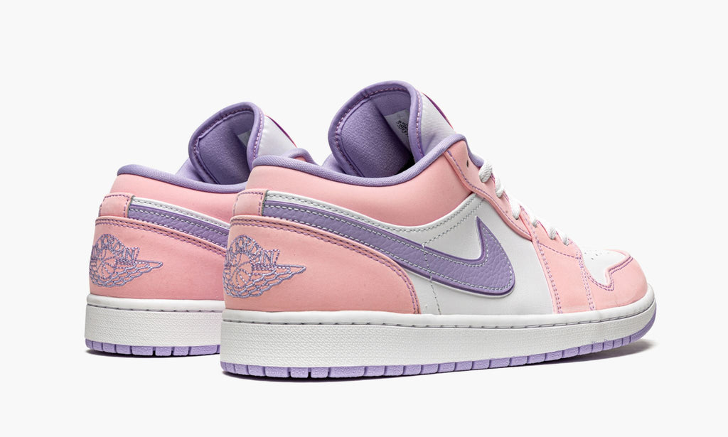 Air Jordan 1 Low SE "Arctic Punch" Sneakers