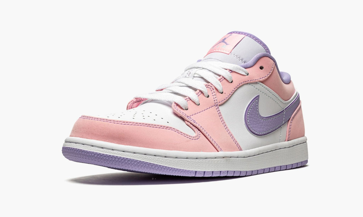 Air Jordan 1 Low SE "Arctic Punch" Sneakers