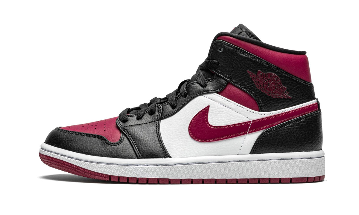 Air Jordan 1 Mid "Bred Toe" Sneakers