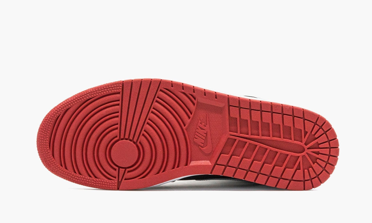 Air Jordan 1 Mid "Johnny Kilroy" Sneakers