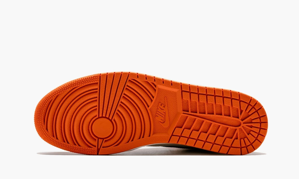 Air Jordan 1 Retro High OG "Reverse Shattered Backboard" Sneakers