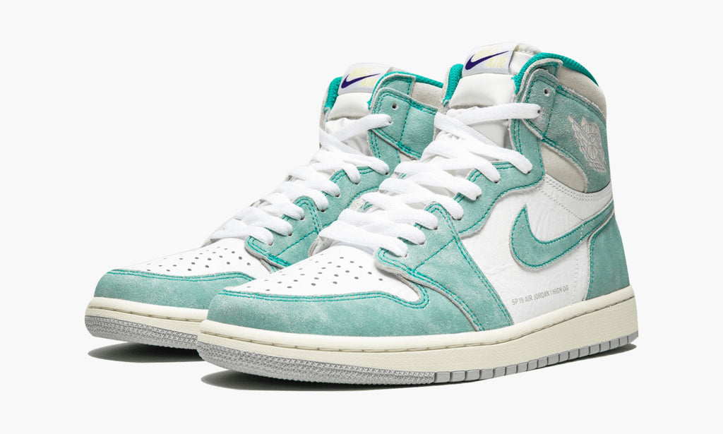 Air Jordan 1 Retro High OG "Turbo Green" Sneakers