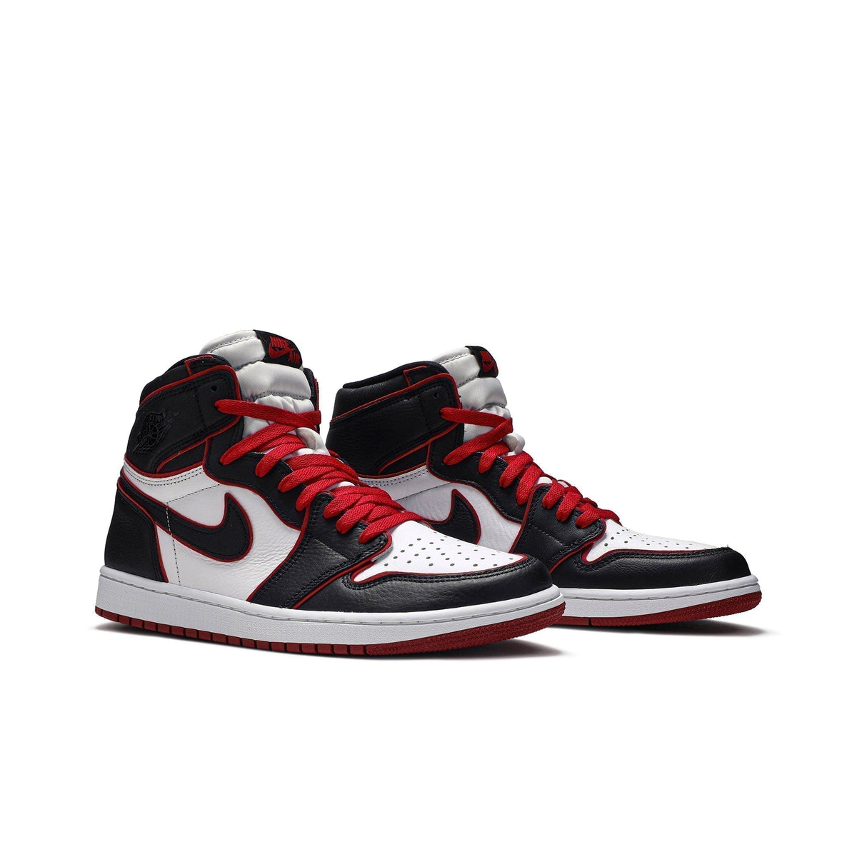 Air Jordan 1 Retro High OG Bloodline 555088-062 Sneakers