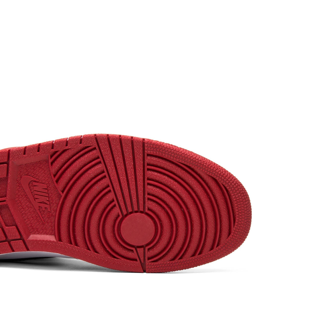 Air Jordan 1 Retro High OG Chicago 2015 555088-101 Sneakers