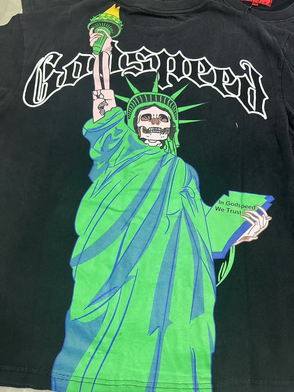 Godspeed Statue of Liberty Skull Graphic T-Shirt — detail