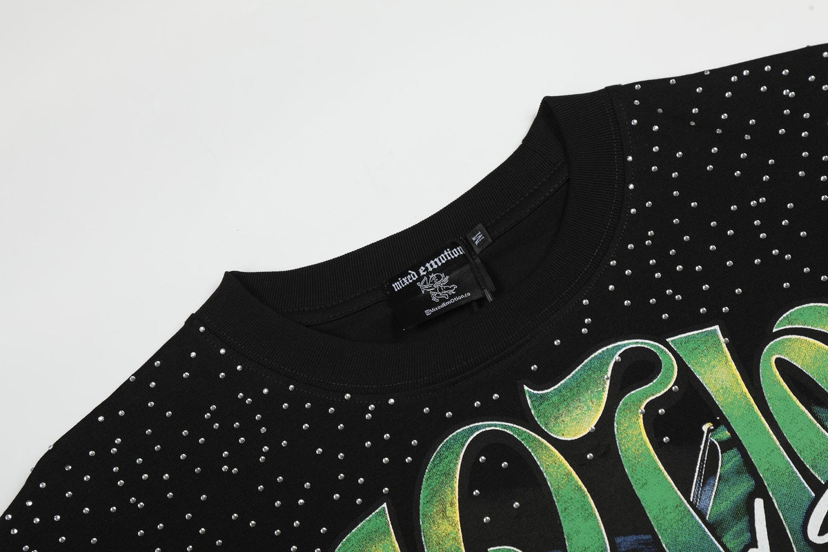MIXED EMOTION Astronaut Skull Graphic T-Shirt — neck_label