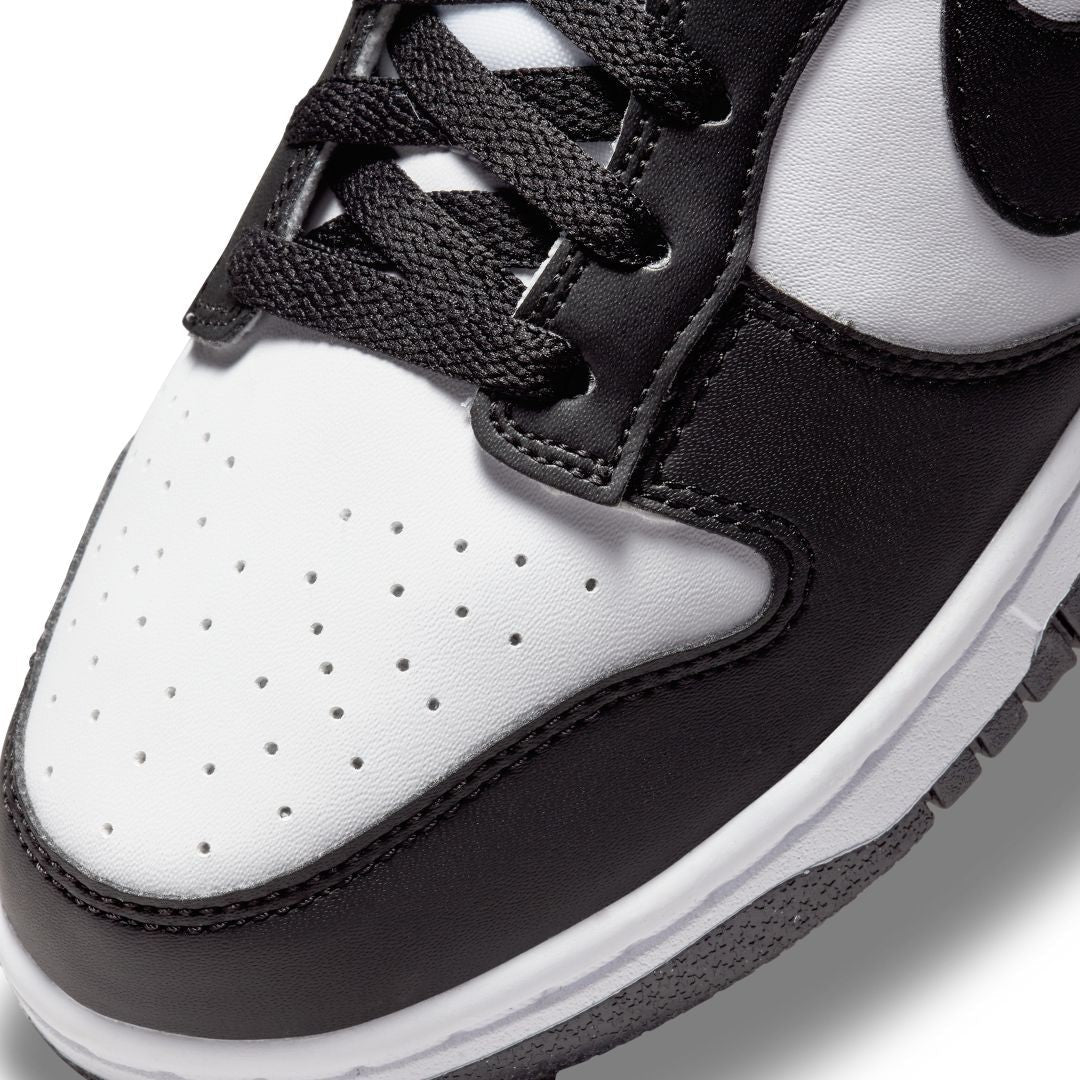 Dunk Low Retro White Black Panda Sneakers