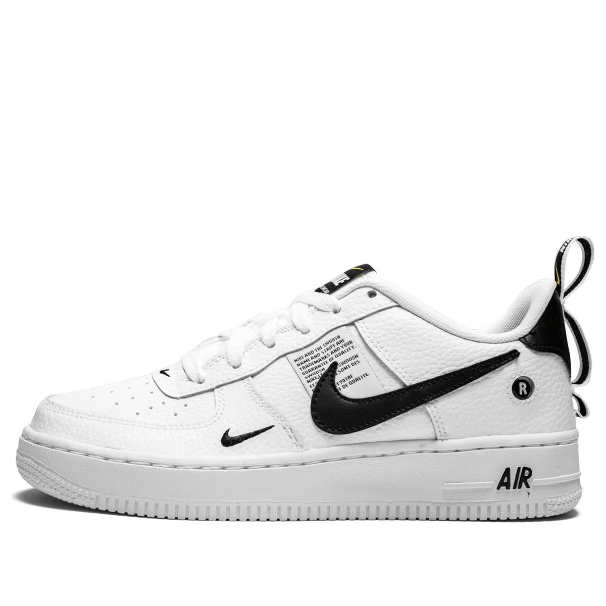 Nike Air Force 1 07 LV 8 Overbranding Sneakers