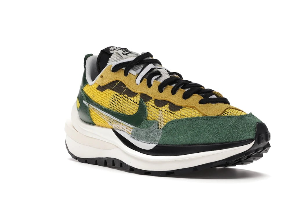 Nike Vaporwaffle sacai Tour Yellow Stadium Green Sneakers