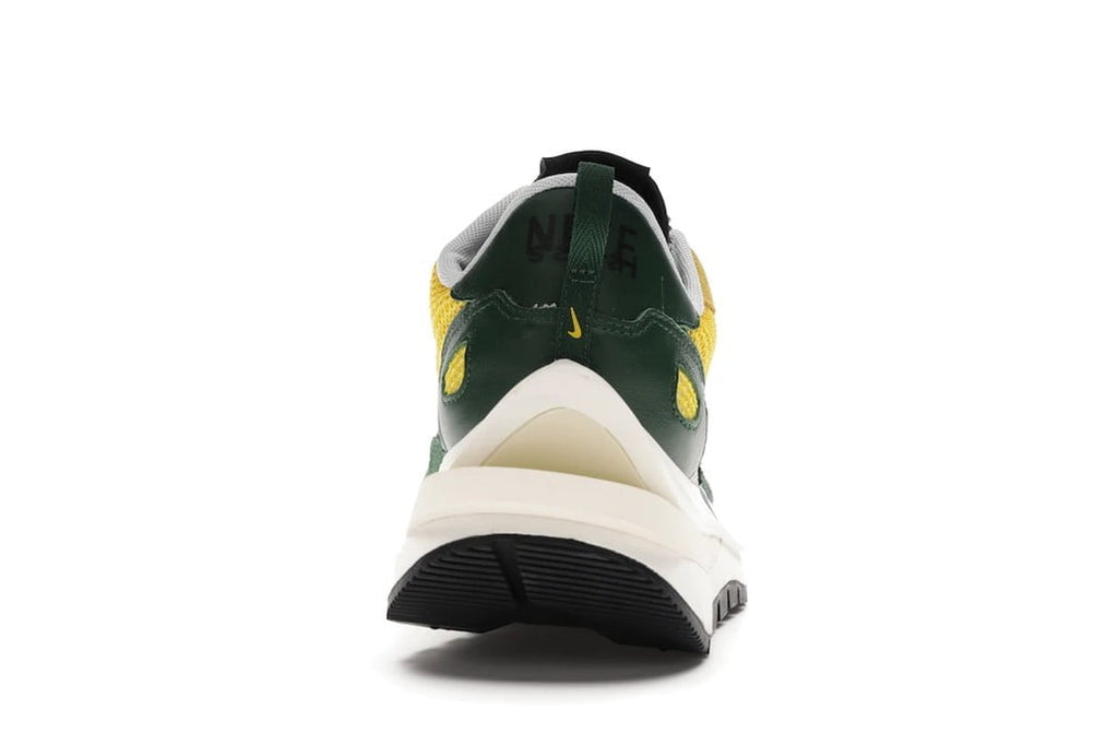 Nike Vaporwaffle sacai Tour Yellow Stadium Green Sneakers