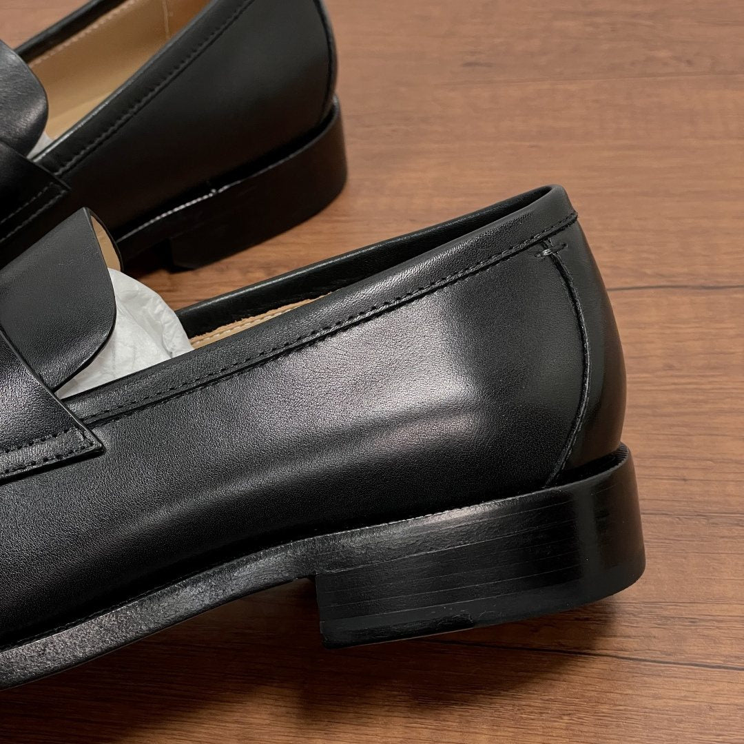 Zegna Black Metal-Accent Loafers — detail
