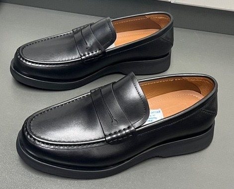 Zegna Black Leather Slip-On Loafers — hero