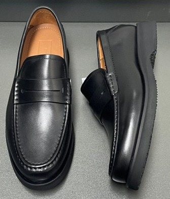 Zegna Black Leather Slip-On Loafers — front